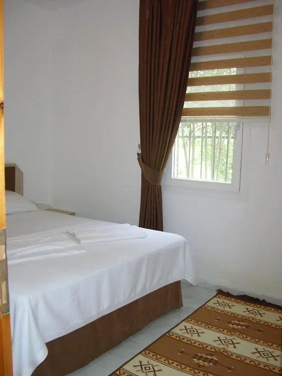 Paradise Garden Gumusluk Evleri Aparthotel