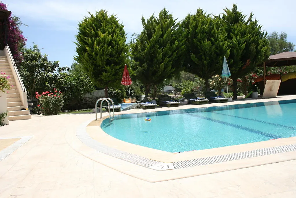 Paradise Garden Gumusluk Evleri Aparthotel 3*,  Turkiet
