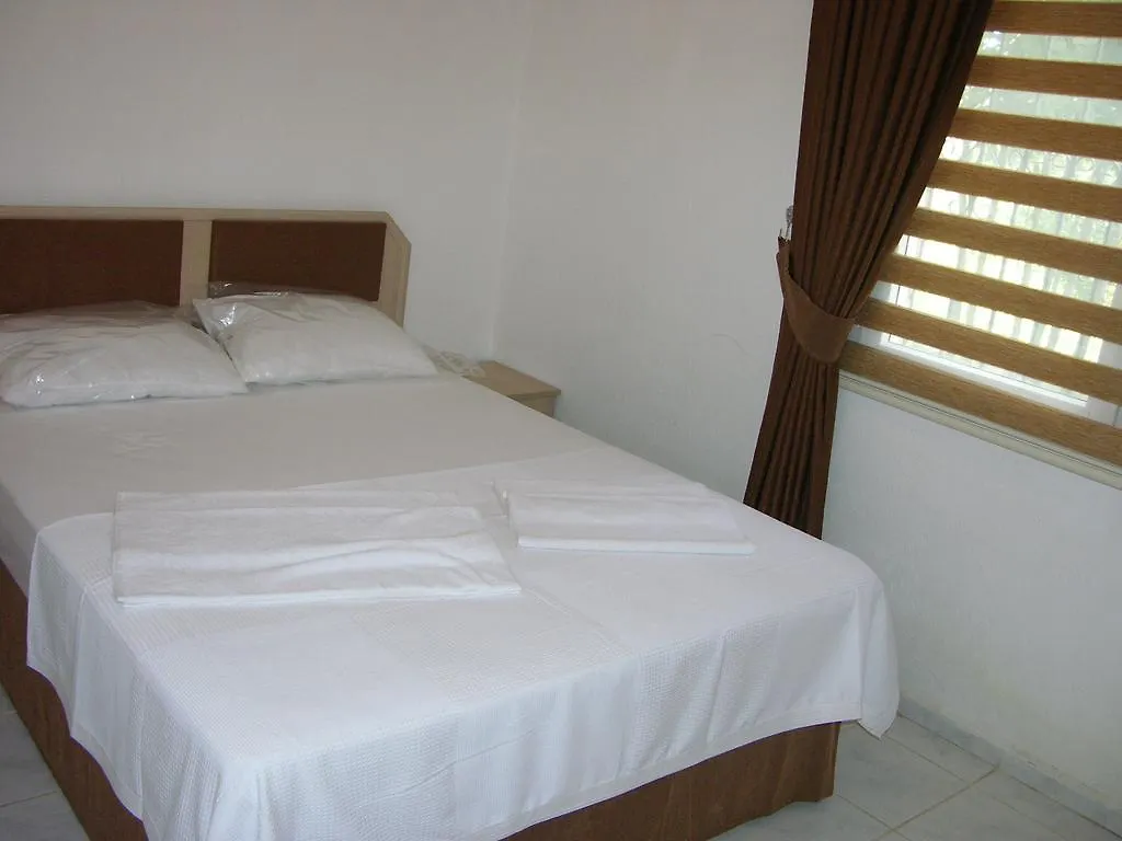 Paradise Garden Gumusluk Evleri Aparthotel