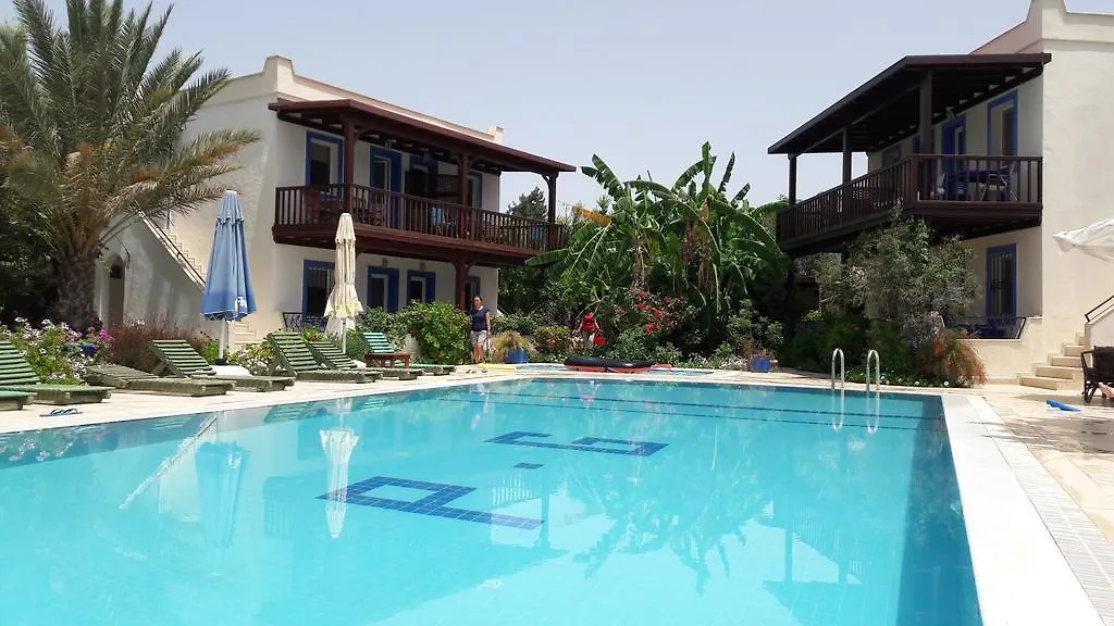 Paradise Garden Gumusluk Evleri Aparthotel